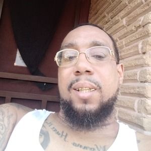 Meet your Posher, Kenneth